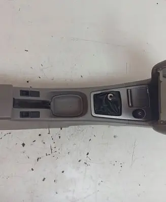 Nissan Primera Center console 96935-2F910