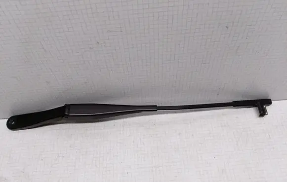 Opel Vectra C Front wiper blade arm 13111219LH