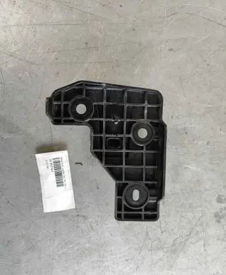 Volvo XC90 Front bumper mounting bracket 31353763
