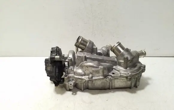 Volkswagen Tiguan Water pump 05E907593 05E121117 05E121110