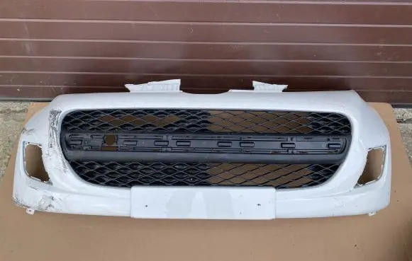 Peugeot 107 Front bumper 521190H090