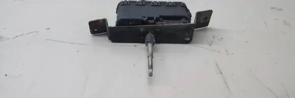 Volvo XC70 Headlight wiper motor 