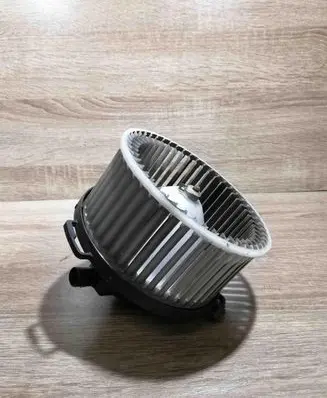 Mazda 3 I Heater fan/blower 8940000270 BN7N026B20 HB111