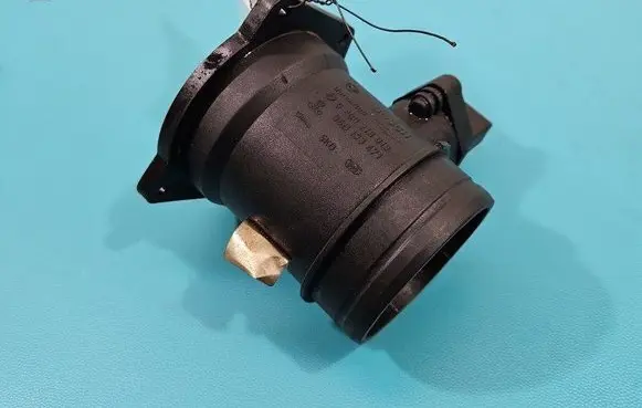 Audi A4 S4 B5 8D Mass air flow meter 0280218013 IMPRK1380360