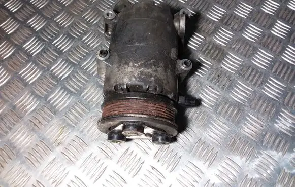 Ford Focus C-MAX Air conditioning (A/C) compressor (pump) 3M5HAG