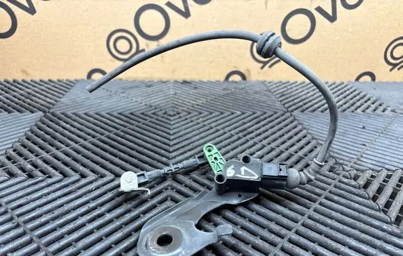 Audi A8 S8 D4 4H Rear air suspension level height sensor 4H0907503