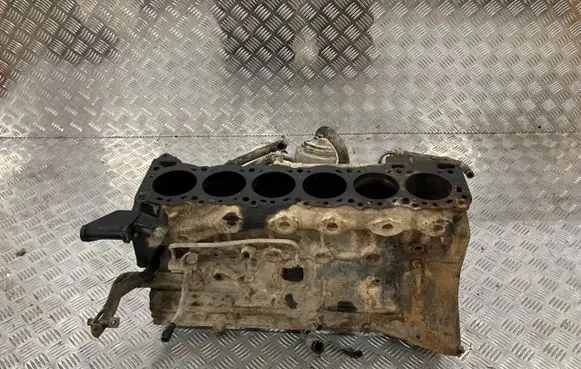 Nissan Patrol Y60 Engine block PU15473