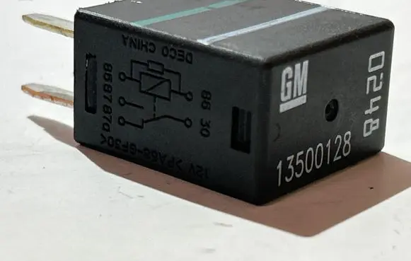 Opel Insignia A Other relay 13500128