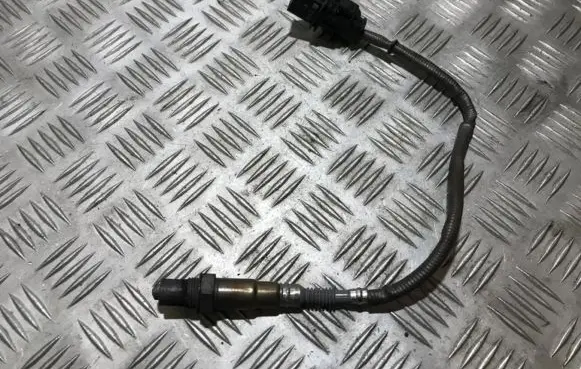 Mercedes-Benz E W212 Lambda probe sensor 0258017349 0258017350