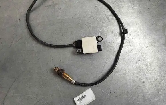 Volvo XC40 Lambda probe sensor 32203676