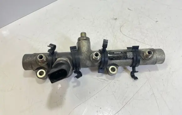 Audi A6 S6 C6 4F Fuel main line pipe 059130089D F00R001650