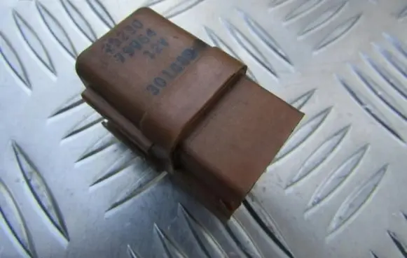 Nissan Almera Other relay 2523079964