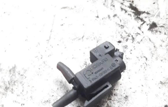BMW 3 E90 E91 Vacuum valve 722341001