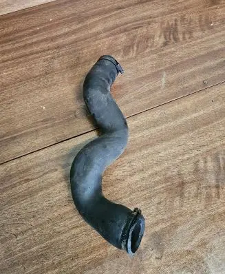BMW 5 E34 Intercooler hose/pipe