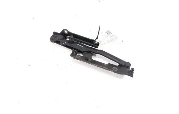 Subaru Legacy Tailgate/trunk/boot hinge 57520AJ1009P