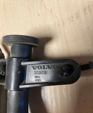 Volvo V60 Oil level dip stick 31336770