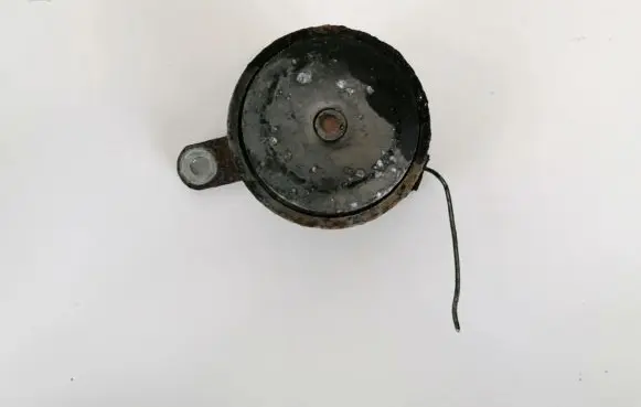 Toyota Avensis T250 Horn signal