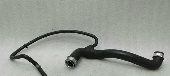 Mercedes-Benz SLK R171 Engine coolant pipe/hose A1715010182