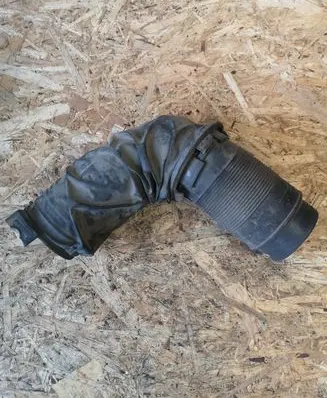 KIA Sorento Air intake duct part 282003E600