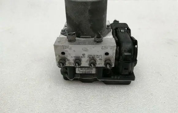 Mercedes-Benz CLS C218 X218 ABS Pump A2184310912