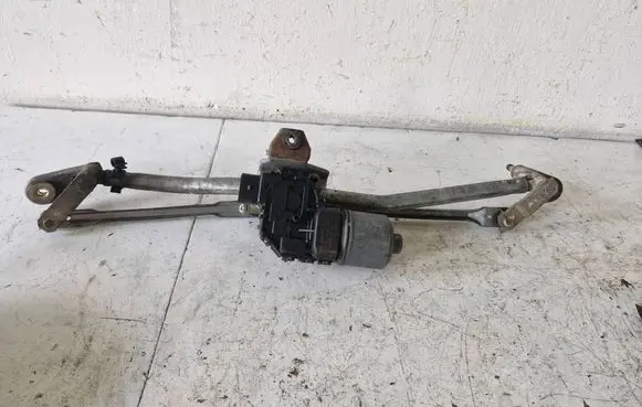 Audi A4 S4 B6 8E 8H Front wiper linkage and motor