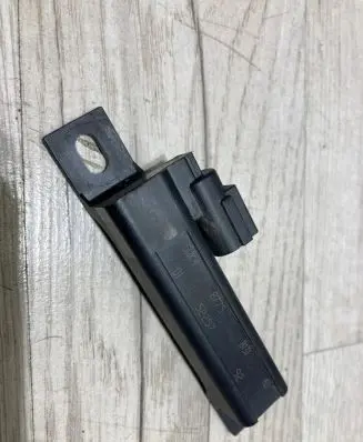 Nissan Micra K14 Aerial antenna amplifier 5WK487758131AD