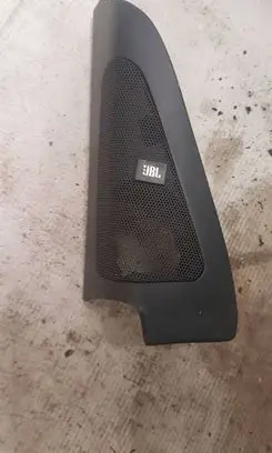 Side speaker trim/cover