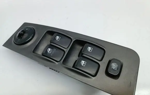 Hyundai Matrix Electric window control switch 9357017100