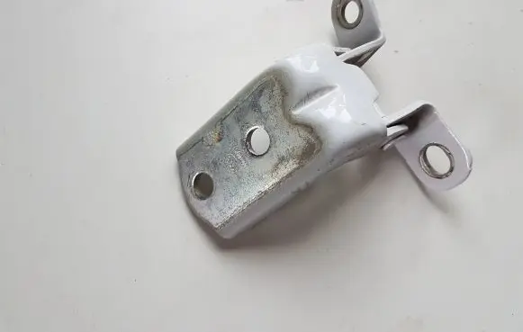 Hyundai Ioniq Front door lower hinge A046057