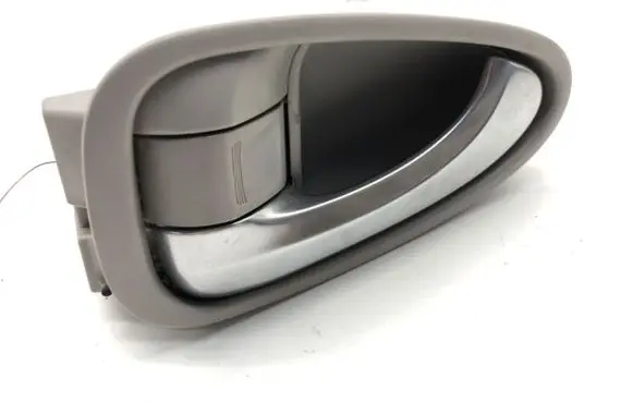 Toyota Avensis T270 Front door interior handle 6920605051
