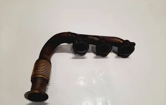 Infiniti FX Exhaust manifold