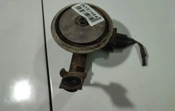 Volkswagen Golf III Horn signal