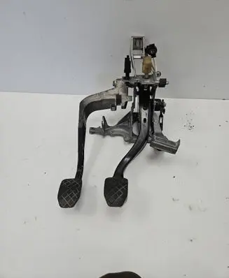 Audi A4 S4 B5 8D Brake pedal 8D1721117D