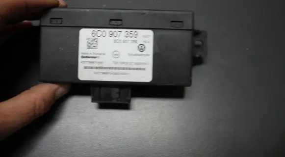 Audi A1 Other control units/modules 6C0907359