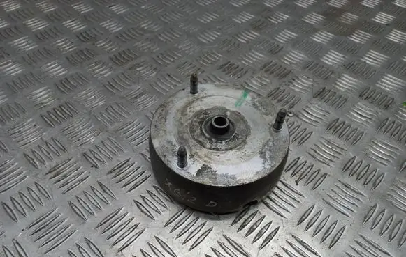 BMW X6 E71 Coil spring mount 
