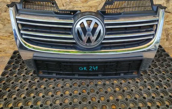 Citroen DS4 Front bumper upper radiator grill