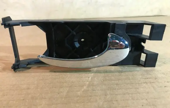 Jaguar XJ X308 Rear door interior handle R30213