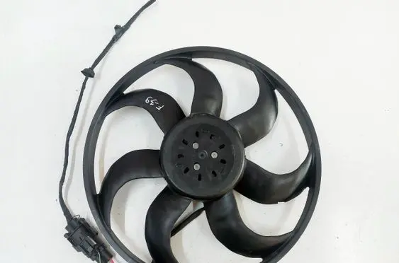 BMW X2 F39 Electric radiator cooling fan 7636070