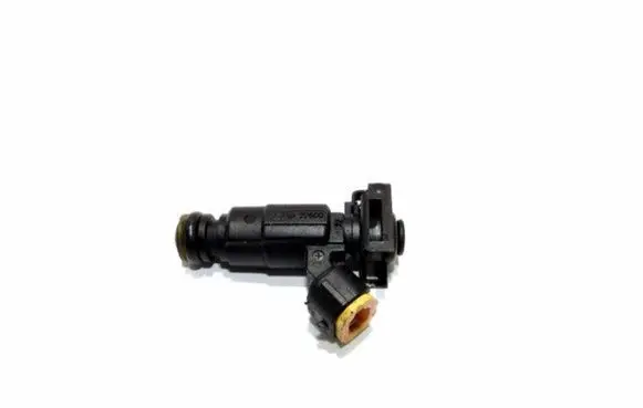 KIA Cerato Fuel injector