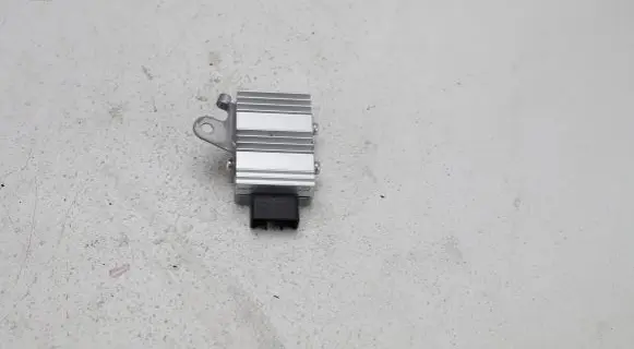 Toyota RAV 4 (XA40) Fuel injection pump control unit/module 8957042030 1049935240