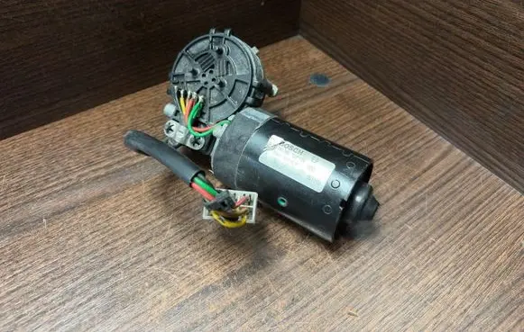 Wiper motor