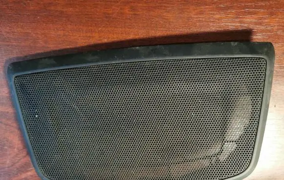 BMW 4 F32 F33 Dash center speaker trim cover 9218528AL