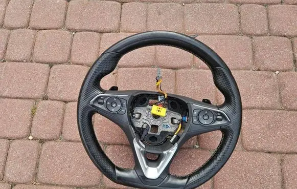Opel Insignia B Steering wheel 87853980000035211