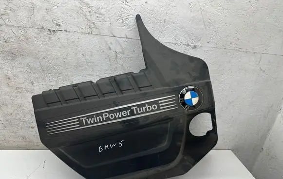 BMW 5 F10 F11 Engine cover (trim) 7607447 52794510