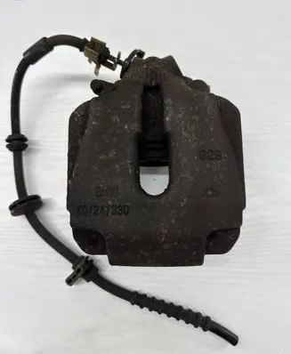 BMW 5 F10 F11 Front brake caliper