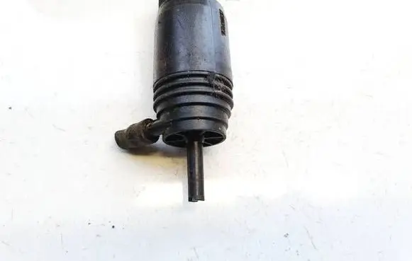 BMW 3 E90 E91 Windscreen/windshield washer pump 67127199567 67.12-7199567