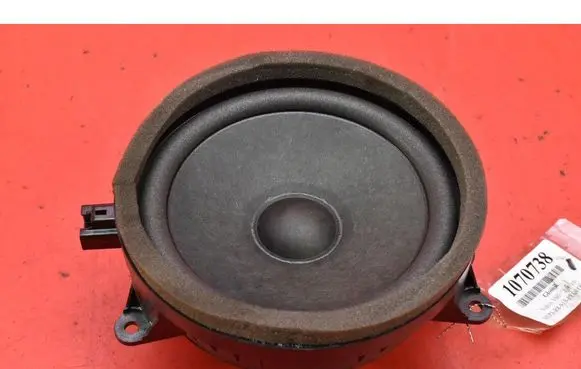 Volvo V60 Subwoofer speaker 31456822