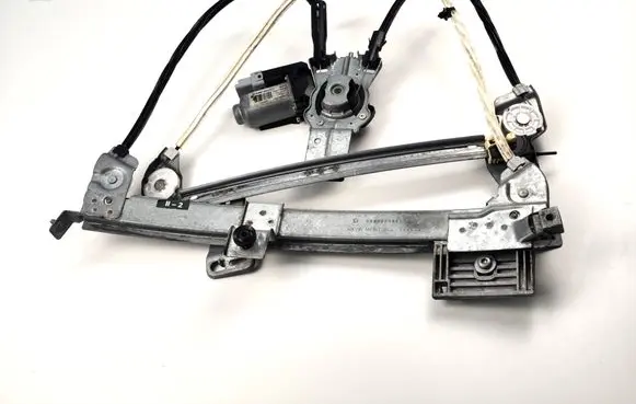 Peugeot 207 CC Front door window regulator with motor 9680071980