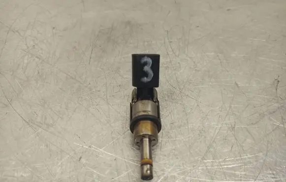 Audi A6 S6 C6 4F Fuel injector 06F906036A 036A 036E