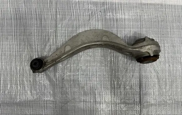 Jaguar F-Pace Front control arm HK833C256